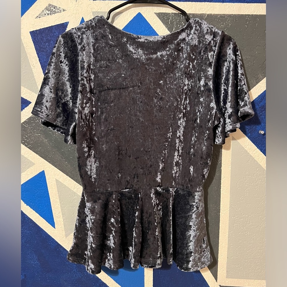 One Clothing, Velvet Blouse